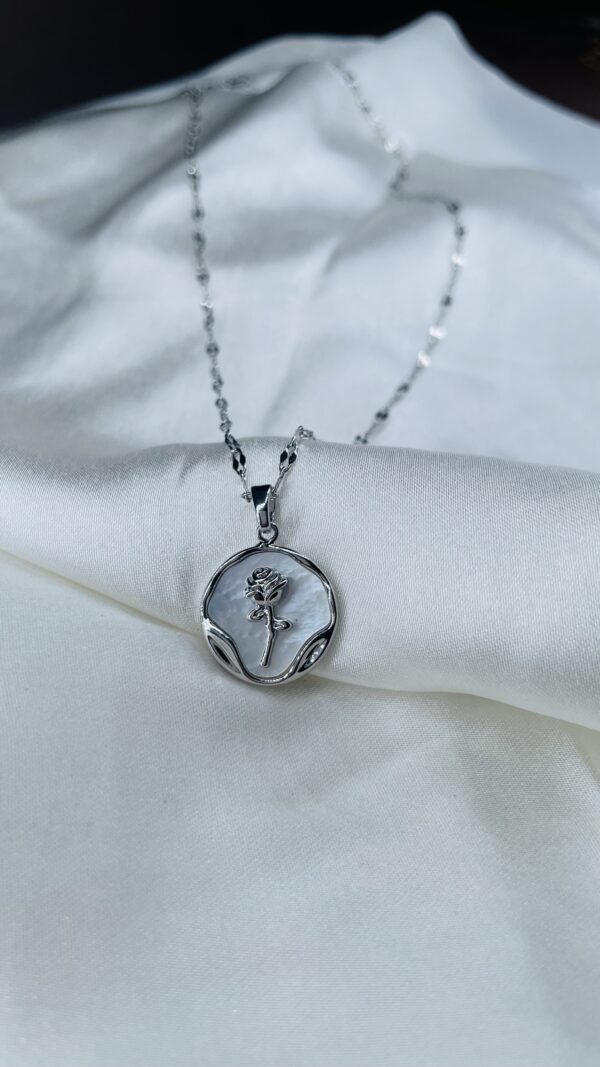 Deeu Mother-of-Pearl Rose Pendant Necklace – Silver Plated Elegant Design